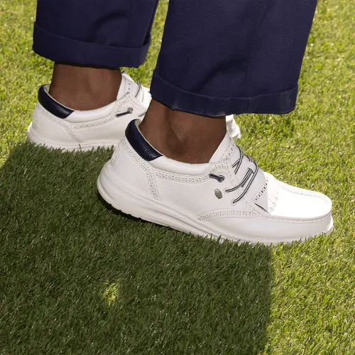 HEYDUDES Wally Golf Classic – Golf White / Navy Blazer online